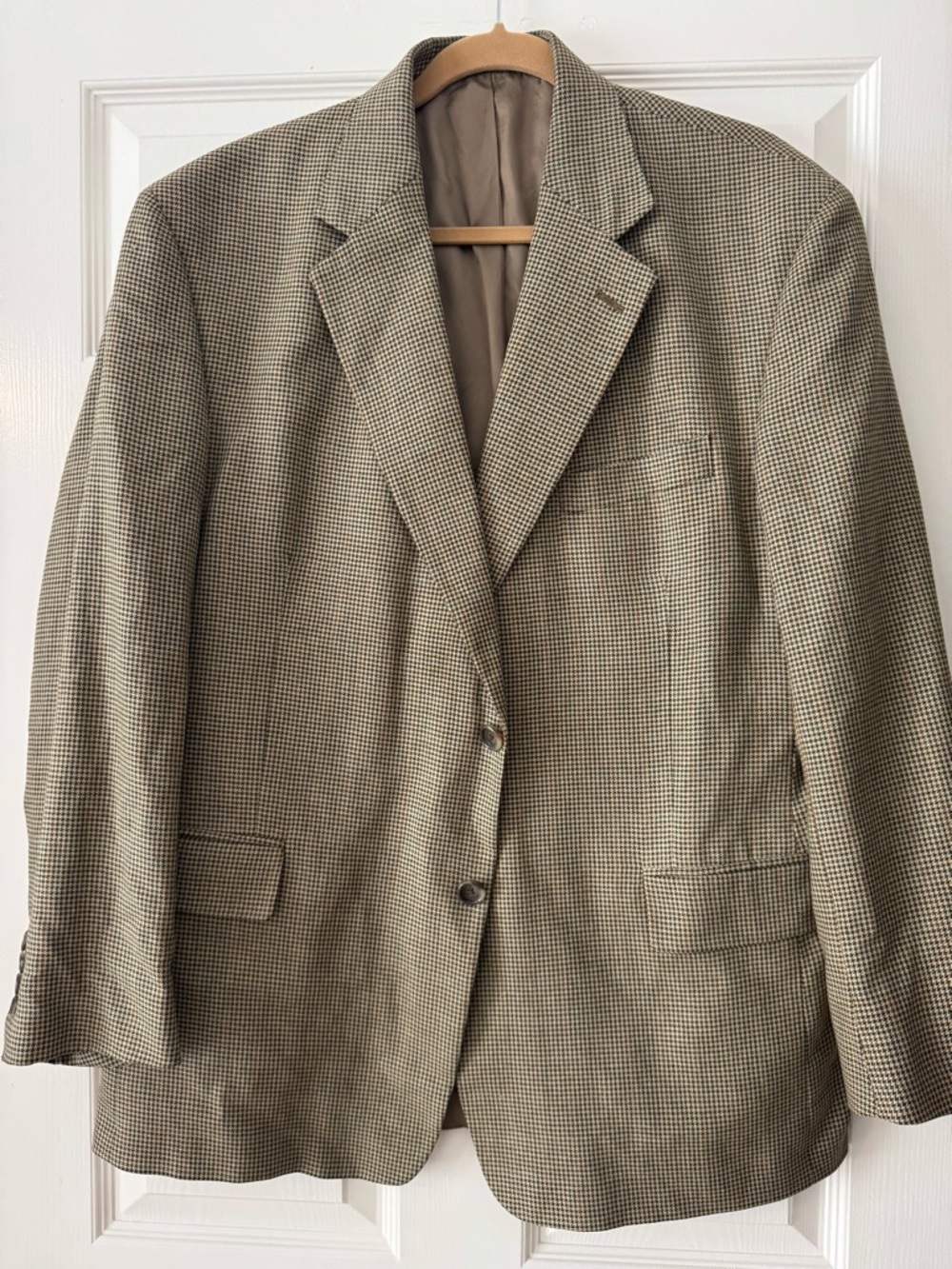 Evan Picone Tan and Brown Silk/Wool Houndstooth Sport Coat